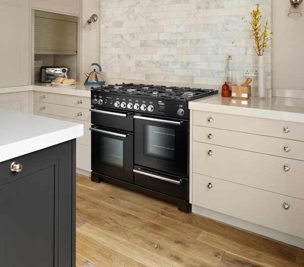 RS16233_Falcon Infusion 110 Dual Fuel in Black in cream kitchen_-original.jpg