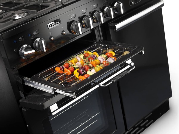 RS17594_Professional_ 100 Duel Fuel - Glide-Out Grill with Kebab-original.jpg