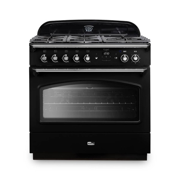 RS21065_11243 Classic FX Front_Falcon_Black and Chrome-original.jpg