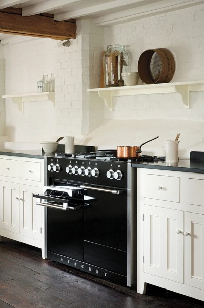 RS16832_Mercury 1200 Dual Fuel in Black with polished stainless steel trim-CREDIT DeVOL Kitchens UK-original.jpg