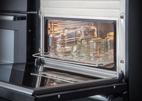 RS17734_Nexus Steam-Steam cavity sterilising glass  containers-original.jpg